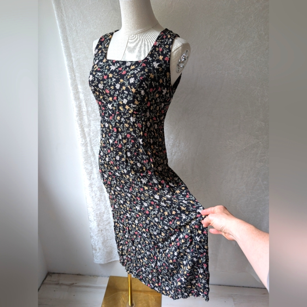 VTG 100% Rayon Floral Black Square Neck Midi Dress 6 Trumpet Flower